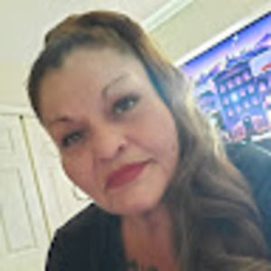 Meet your Posher, Elena